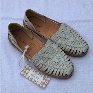 TOMS Women’s Huarache Size 7